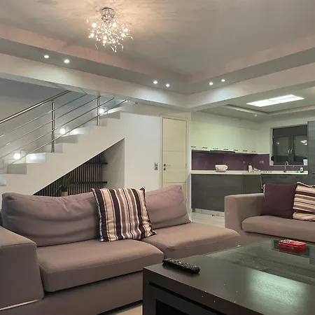 Irianna Villa Herszonisszosz