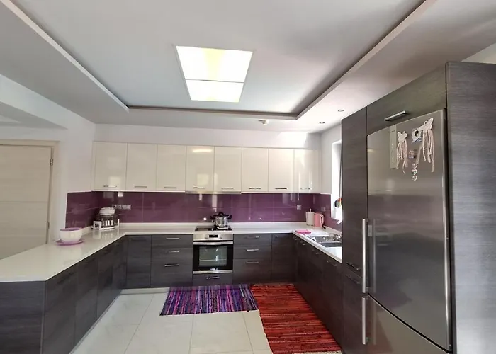 Irianna Limenas Chersonisou