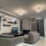 Irianna Vila Hersonissos (Crete)