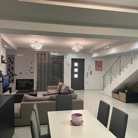 Irianna Villa Hersonissos (Crete)